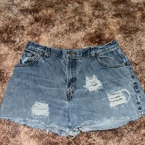 Levi Distressed Jean Shorts